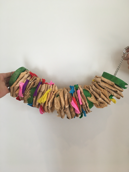 horizontal view of the foraging salad stack toy