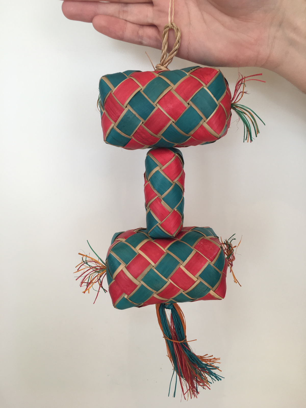 Piñata Dumb Bell – Parrot Treats